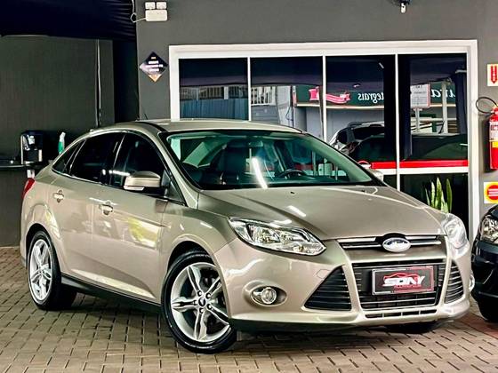 FORD FOCUS 2.0 SE SEDAN 16V FLEX 4P AUTOMÁTICO FORD FOCUS 2.0 SE SEDAN 16V FLEX 4P AUTOMÁTICO